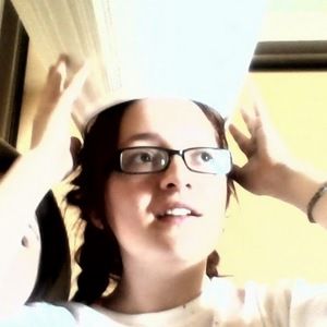 Meet your Posher, Izzy